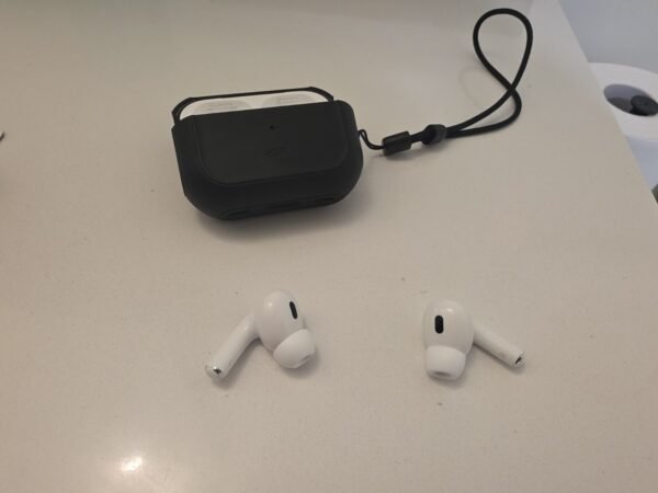 Apple AirPods pro 2 Pallet liquidation type c - Image 8