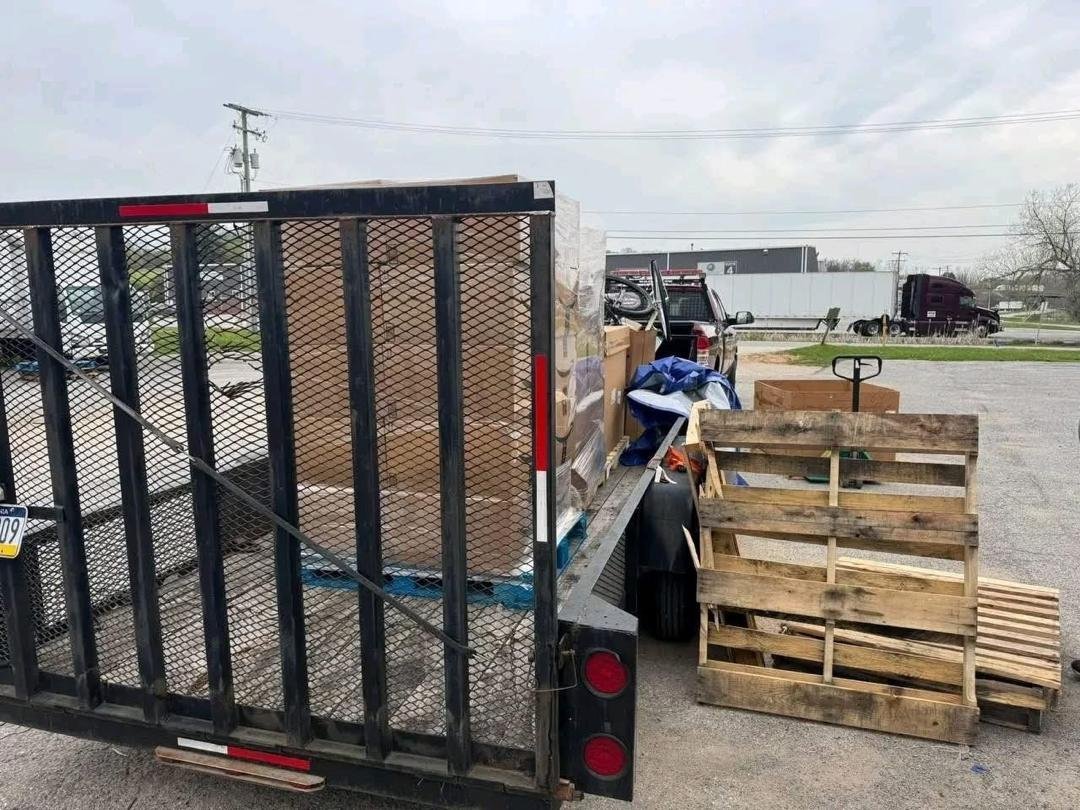 Amazon Electronics Mystery Boxes pallets - Image 7