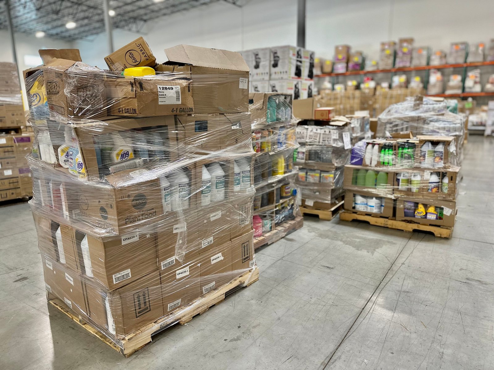 Mega Liquidation Store